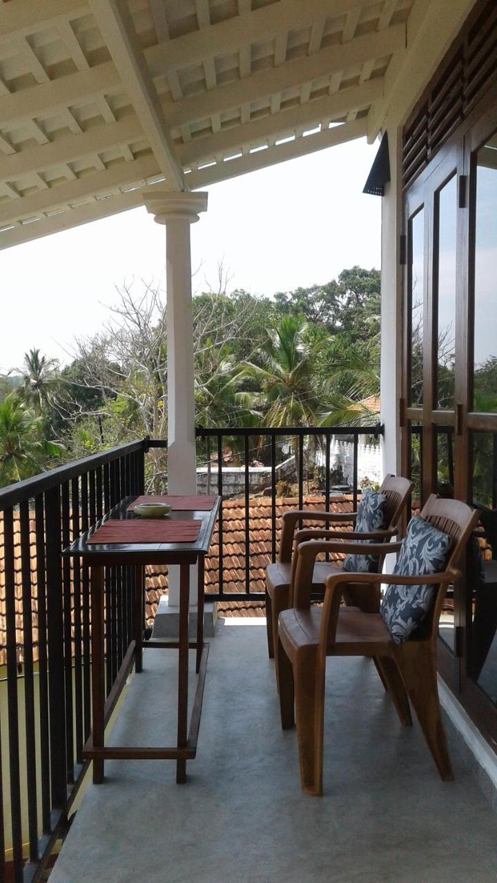 Hill Cottage - Ocean View Unawatuna Buitenkant foto